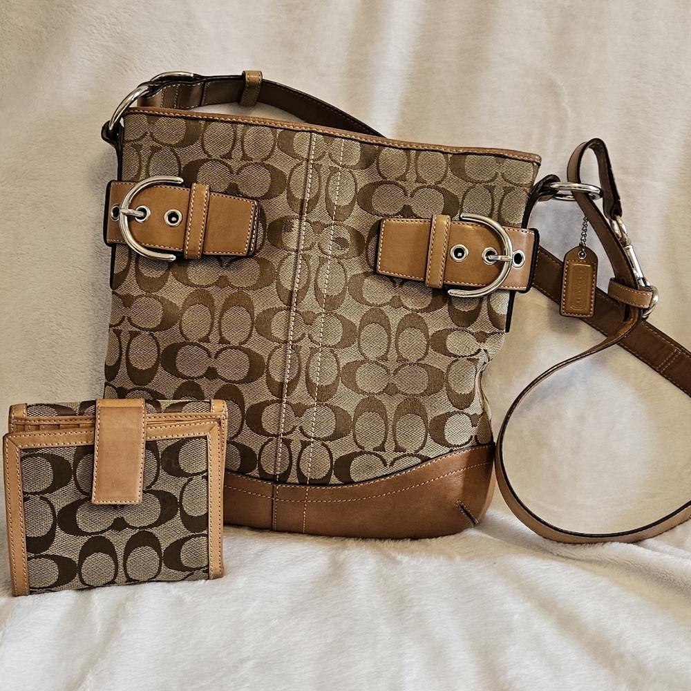 Coach #3574 signature jacquard Khaki Retro with matching trifold Compact wallet